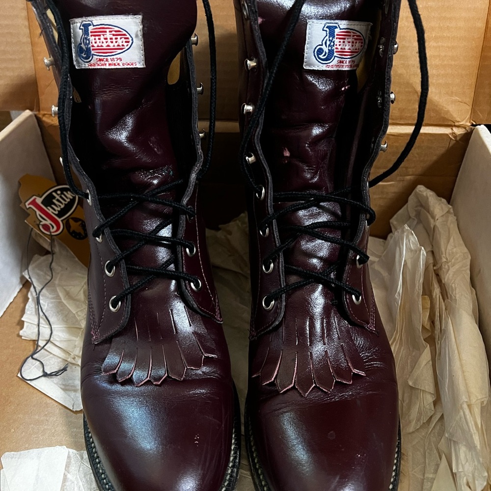 Justin Boots Women's Burgundy Lace Up Boots - Picture 2 of 5